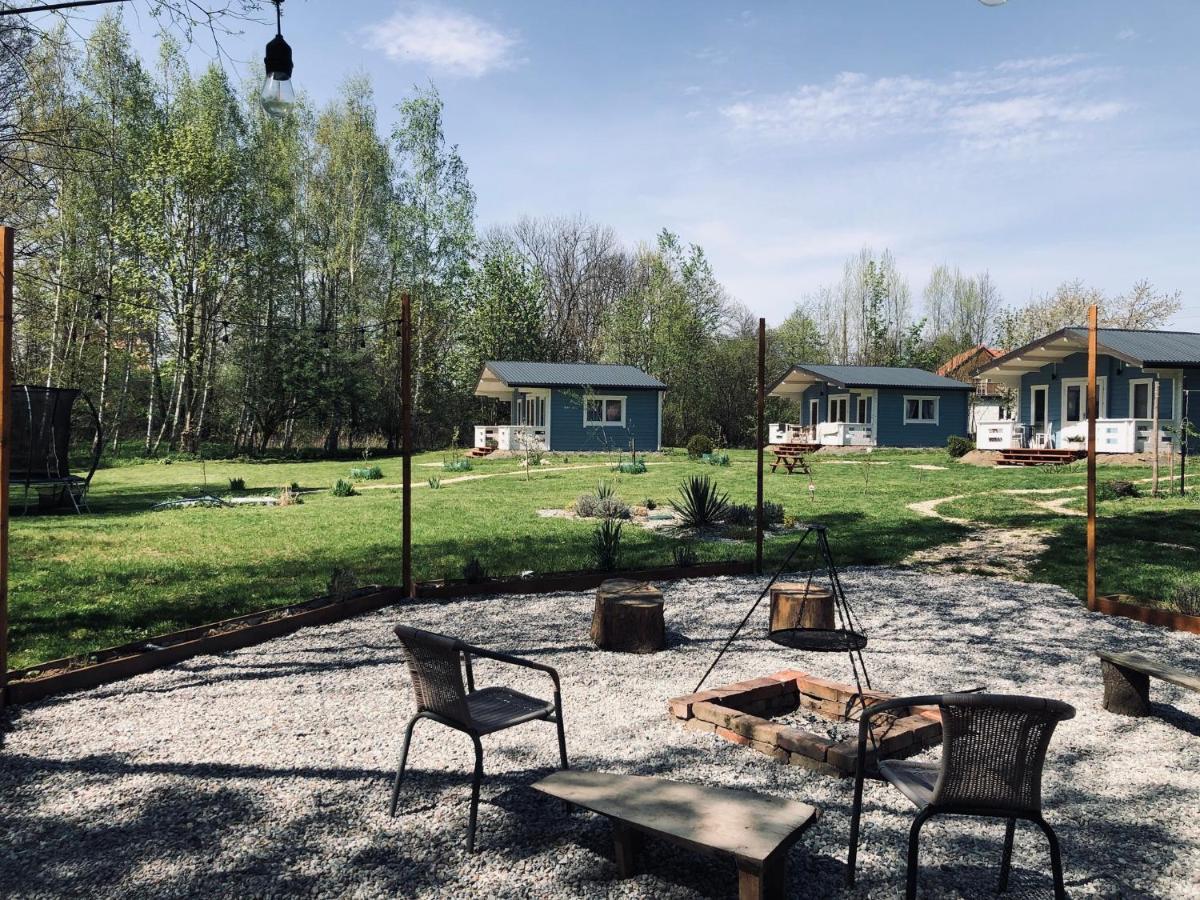 Domek Caloroczny Na Wylacznosc Niebieska Osada Nad Gorskim Potokiem Stary Waliszow Eksteriør bilde